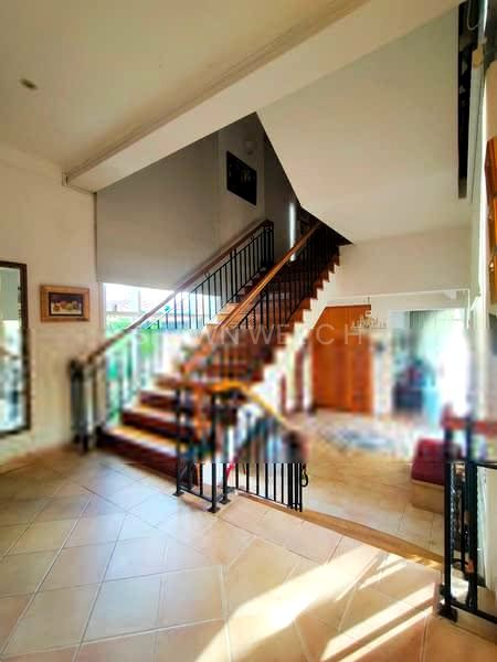 8 Bed Bungalow (Landed) for Sale in  Victoria Park Villas - Image 9